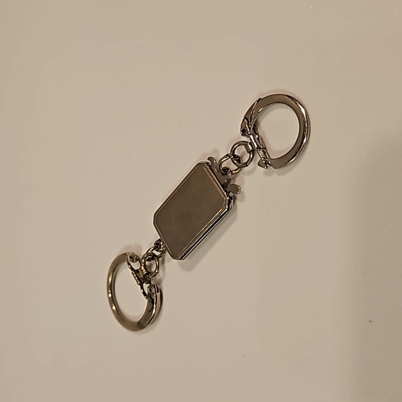 Vintage Silver Tone Gas Lamp Light Key Chain - Picture 2 of 7